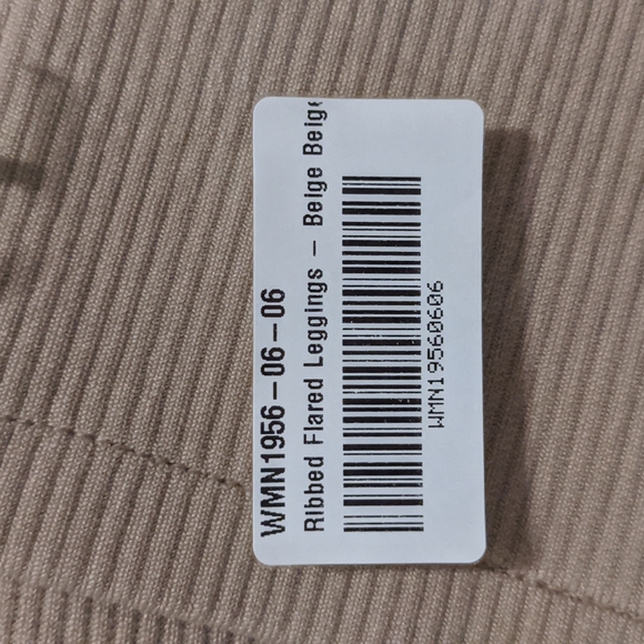 Manière De Voir Ribbed Flared Leggings US 2 with Tag - Picture 6 of 7